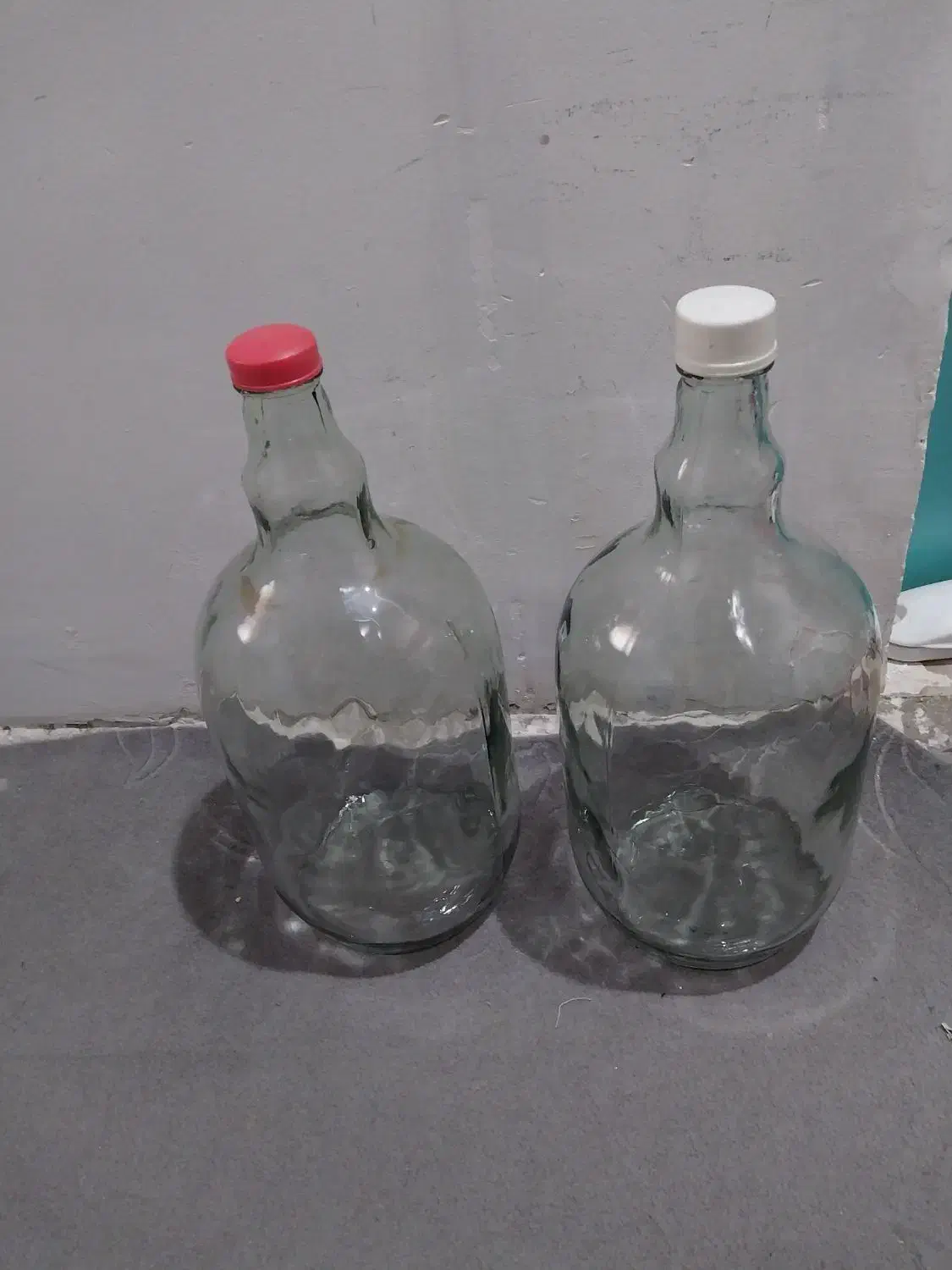 شیشه بزرگ جای آبغوره یا آبلیمو|ظروف سرو و پذیرایی|کرج, کوی امامیه|دیوار