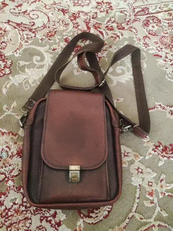 کیف رو دوشی مردانه|کیف، کفش، کمربند|بروجرد, |دیوار