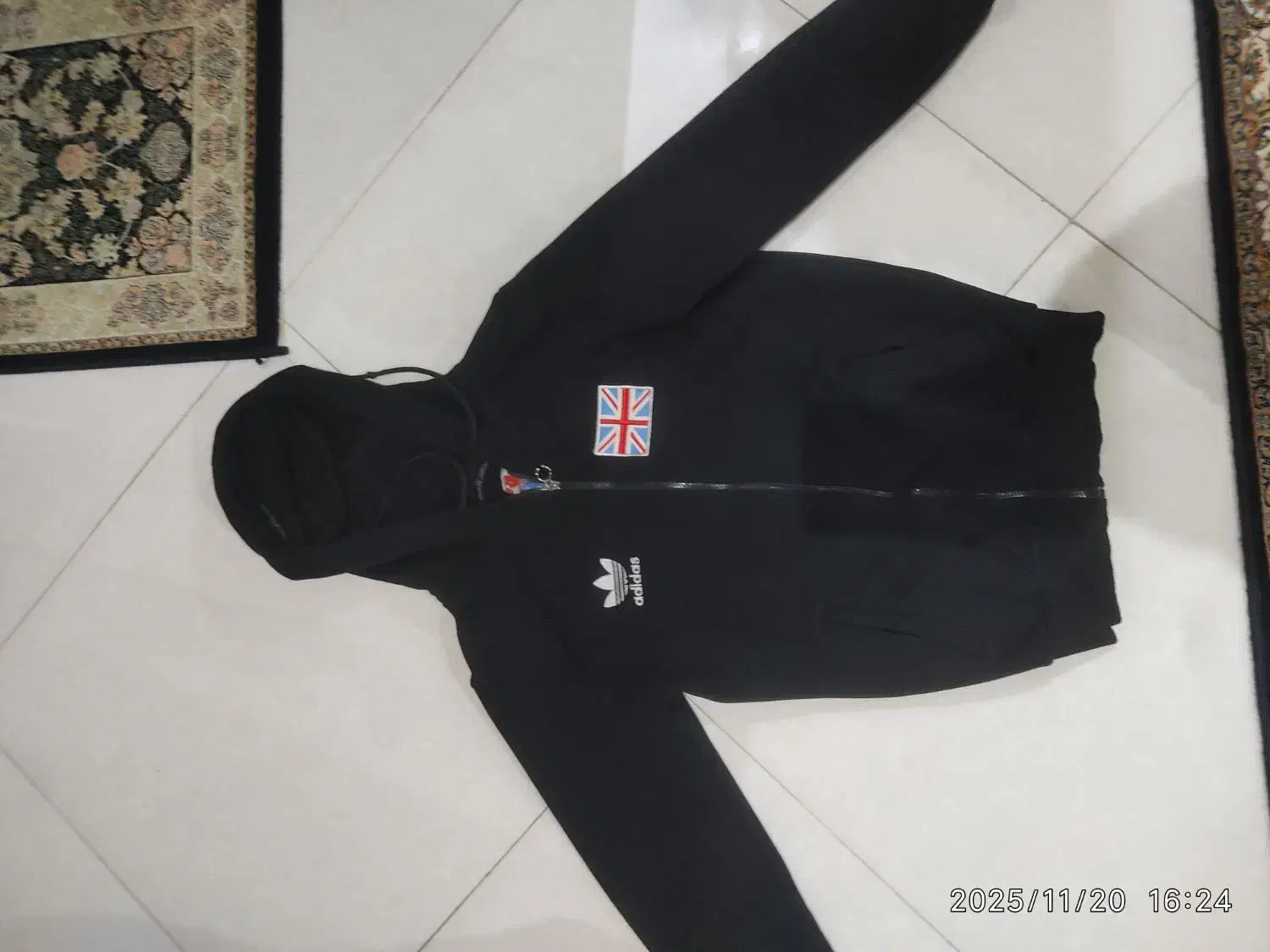 سویشرت|لباس|ری, فیروزآبادی|دیوار