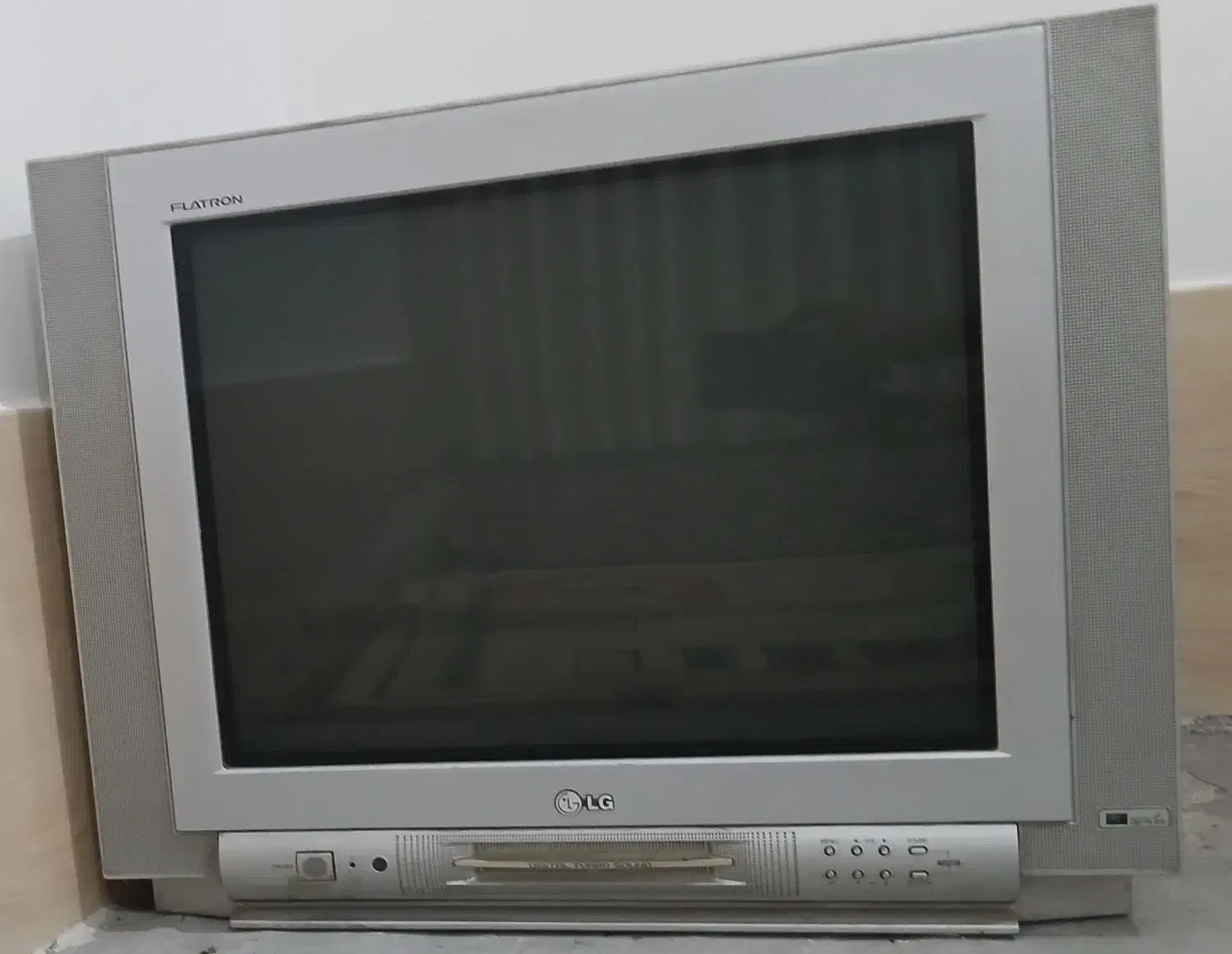 تلویزیون ال جی|تلویزیون و پروژکتور|کازرون, |دیوار