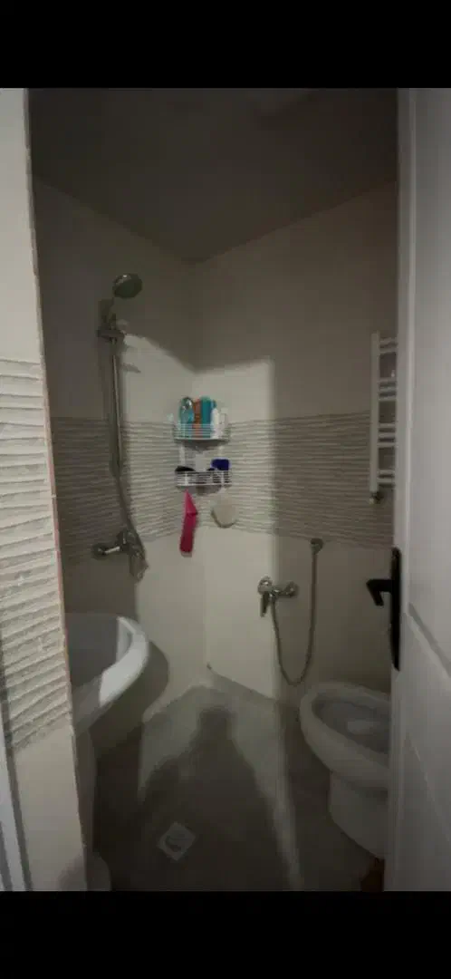 آپارتمان طبقه اول یک خوابه ۹۰متر زیر بنا|فروش آپارتمان|شیراز, رکنآباد|دیوار