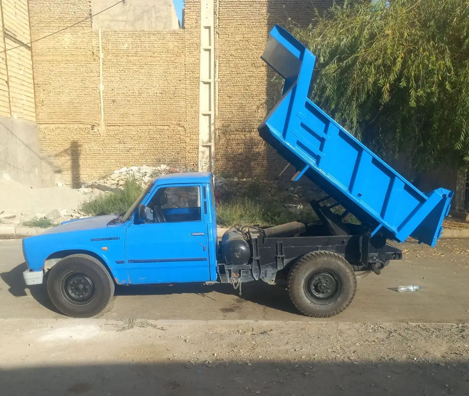 حمل بار نخاله و مصالح ساختمانی با نیسان کمپرسی|خدمات حمل و نقل|کرج, گلشهر|دیوار