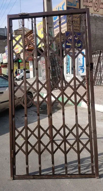 درب آکاردئونی آماده|خدمات پیشه و مهارت|رودهن, |دیوار