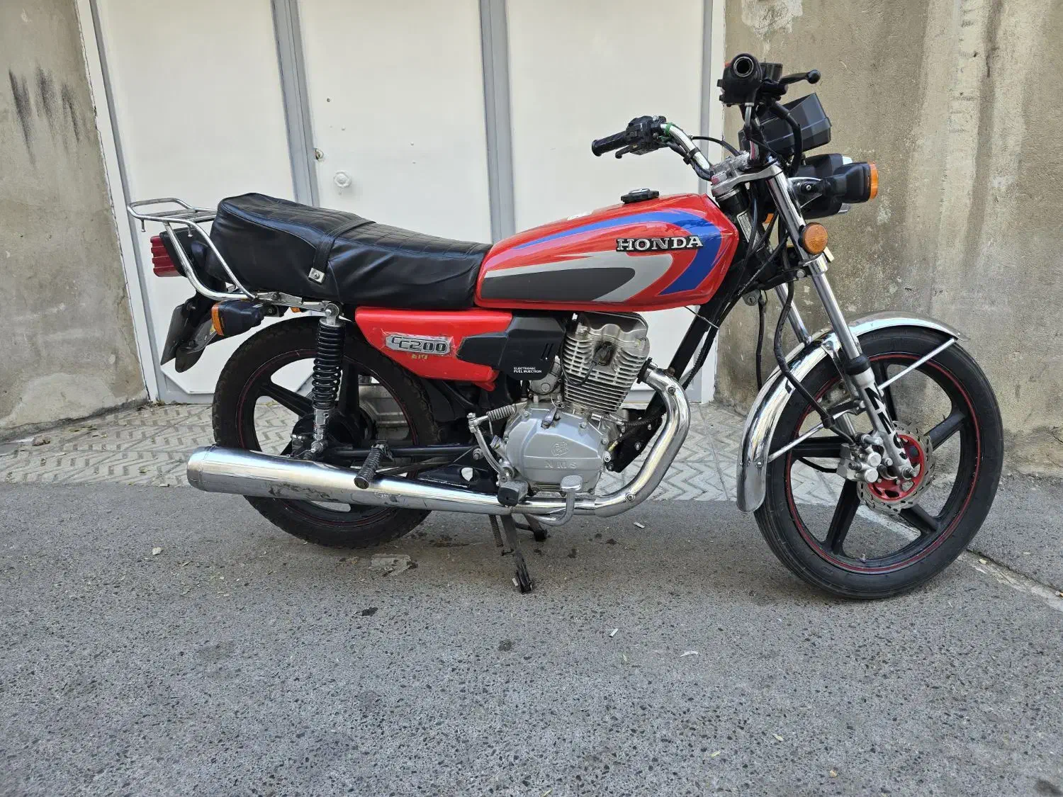 احسان 200 مدل 98 درحد|موتورسیکلت|همدان, |دیوار