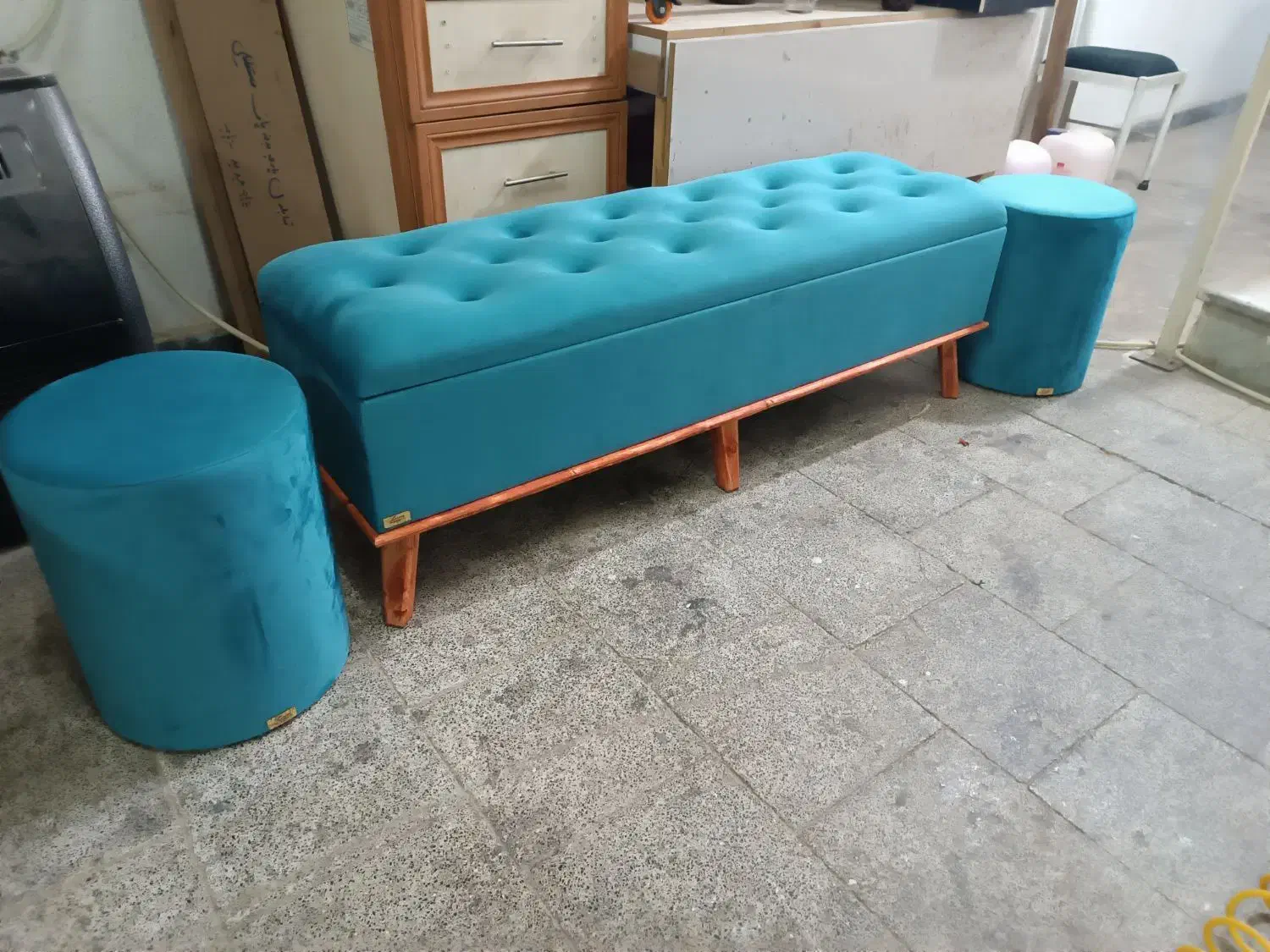 کوسن .تخت جلو مبلی . پاف نیمکتی . کاناپه باکسدار|صندلی و نیمکت|تبریز, |دیوار