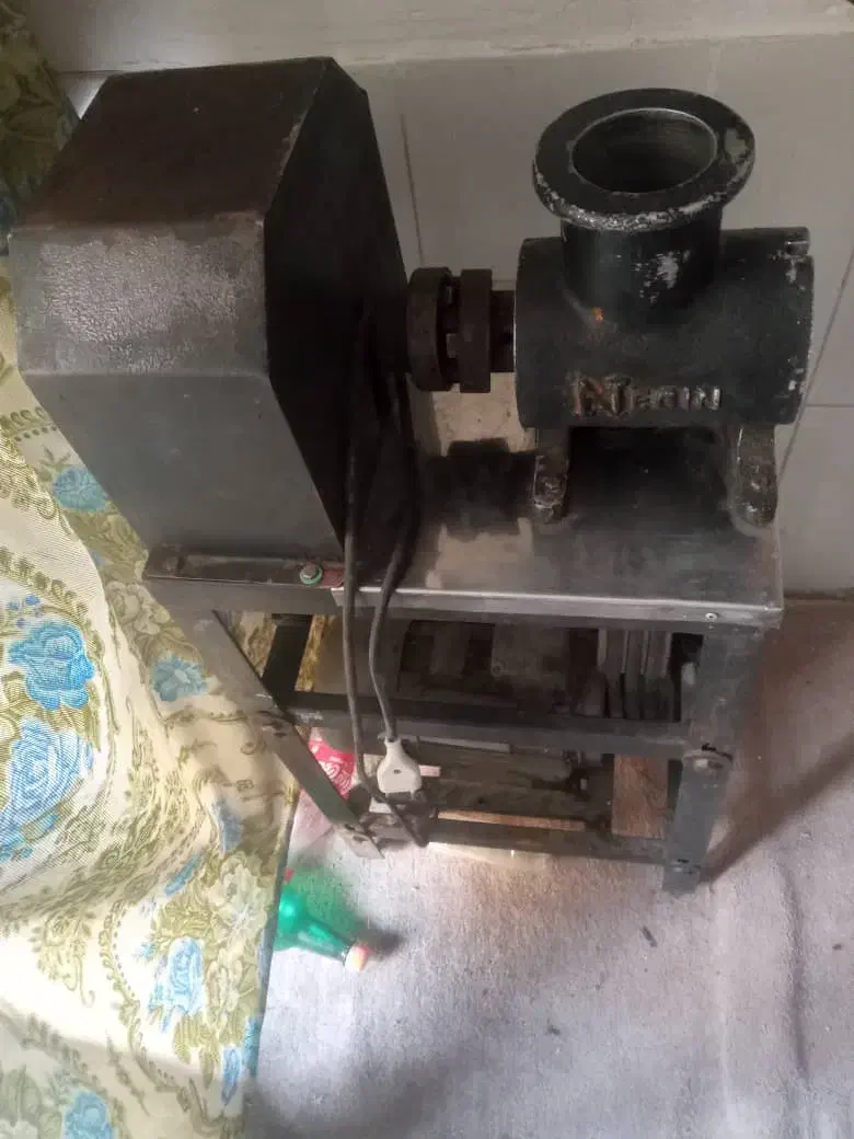 چرخ گوشت و یخچال|کافی‌شاپ و رستوران|صوفیان, |دیوار