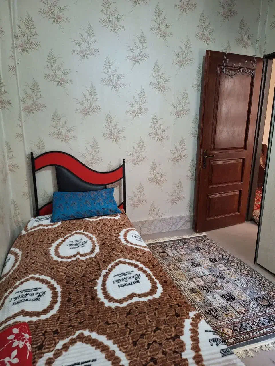 خونه شخصی دربست مستقل با حیات خلوت|اجارهٔ کوتاه‌مدت آپارتمان و سوئیت|مشهد, هفده شهریور|دیوار