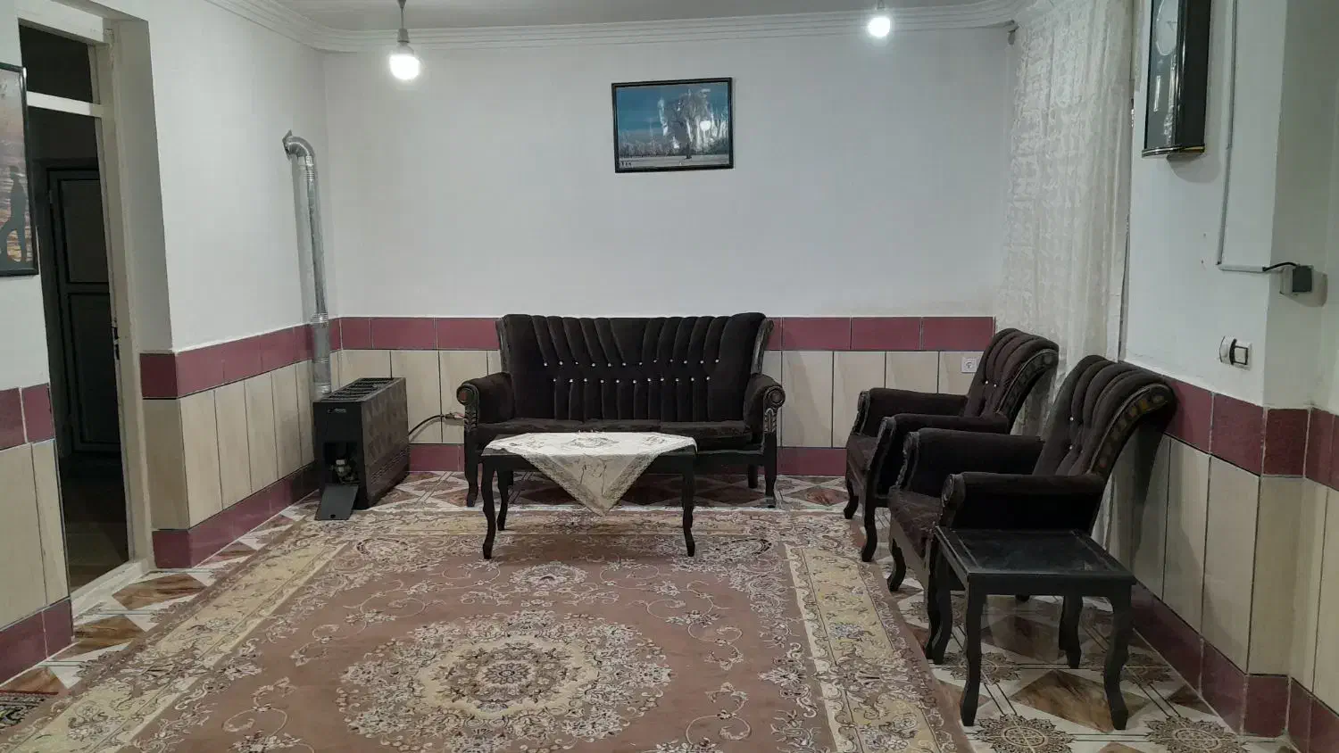 ویلا سنتی رو به جنگل  با  پارکینگ|اجارهٔ کوتاه‌مدت ویلا و باغ|گرگان, |دیوار