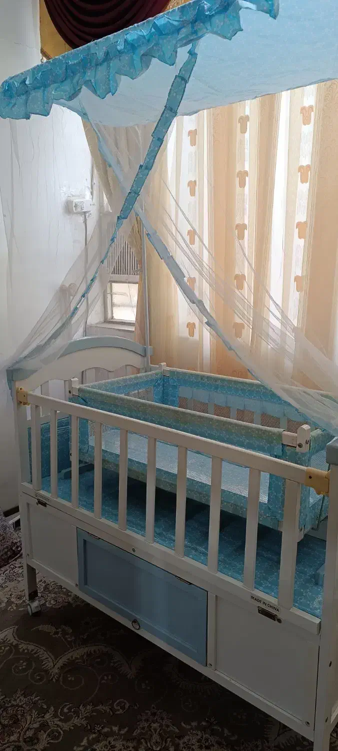 تخت و گهواره کودک وارداتی|تخت و سرویس خواب|فولادشهر, B5|دیوار