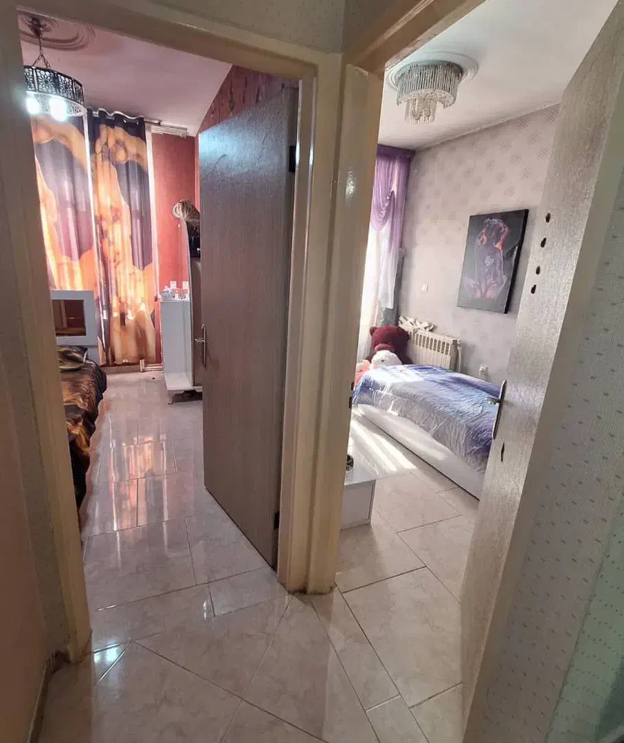 اجاره آپارتمان ۶۵ متری ۲ خوابه طبقه ۴ در نارمک