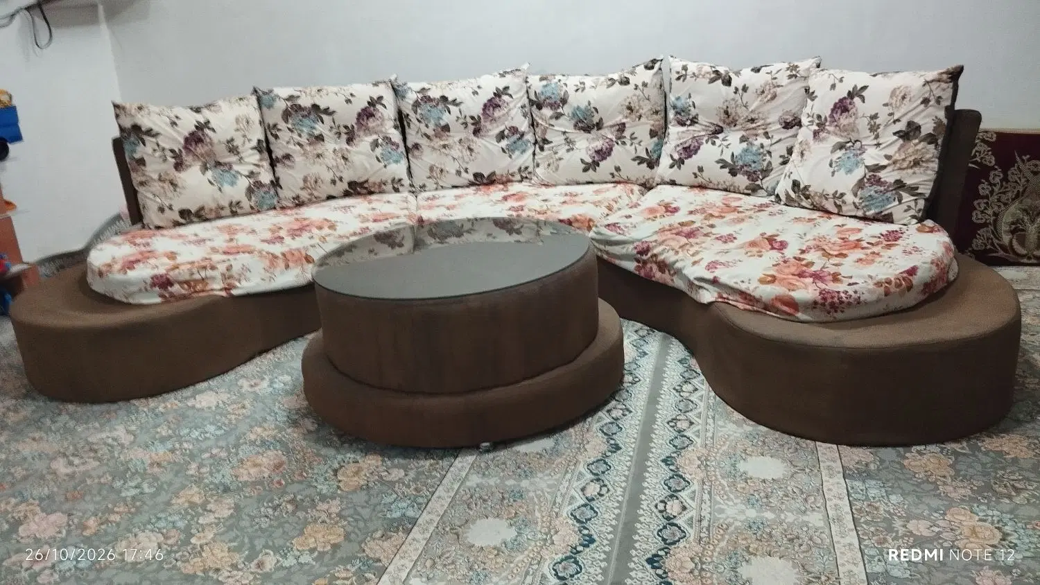 مبل|مبلمان خانگی و میز عسلی|شیروان (خراسان), |دیوار