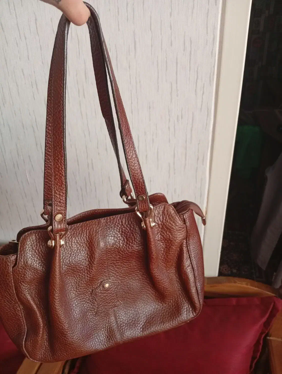 کیف اولیه چرم اصله|کیف، کفش، کمربند|صفادشت, |دیوار