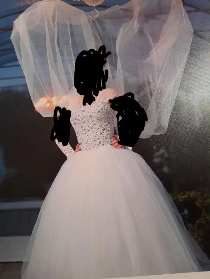 لباس عروس اسکارلت|لباس|رشت, پل تالشان|دیوار