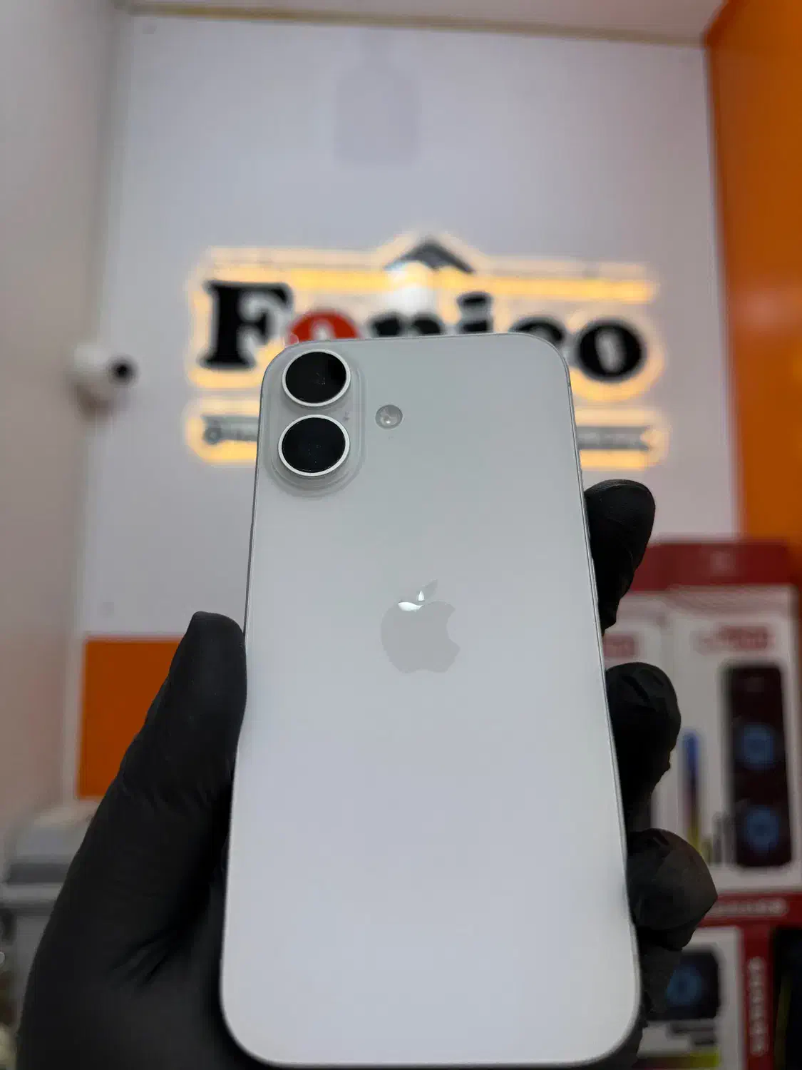 فروش ویژه iphone 16 با شارژر ۲۰ وات اورجینال|موبایل|تبریز, |دیوار