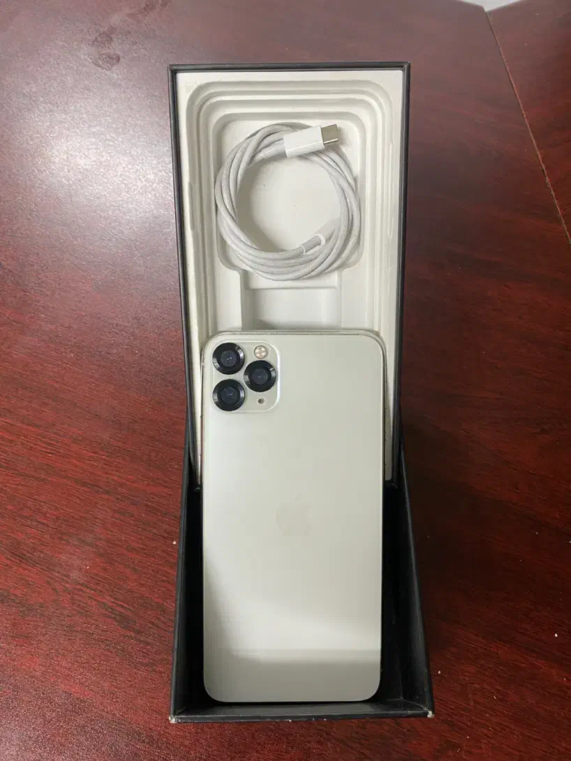 ۱۱ پرومکس در حد تک سیم|موبایل|تهران, جمالزاده|دیوار