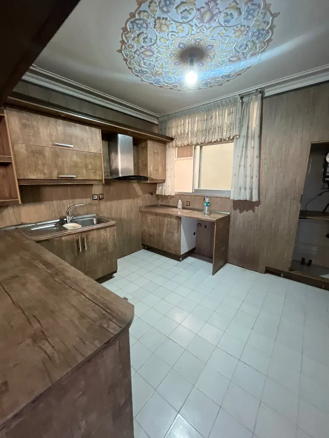 آپارتمان/جابر/2خوابه/کوچه لاله/دوقدمی مترو|اجارهٔ آپارتمان|اصفهان, طامه|دیوار