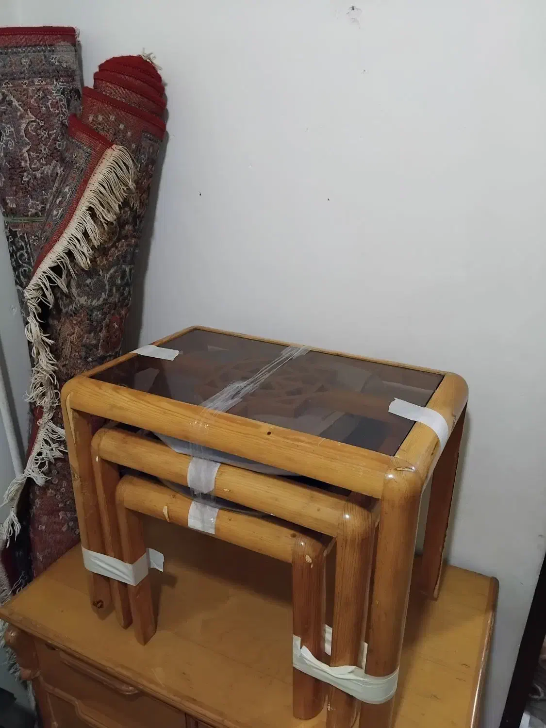 سه عدد میز عسلی کوچک و متوسط در حد|مبلمان خانگی و میز عسلی|رشت, پیرکلاچای|دیوار