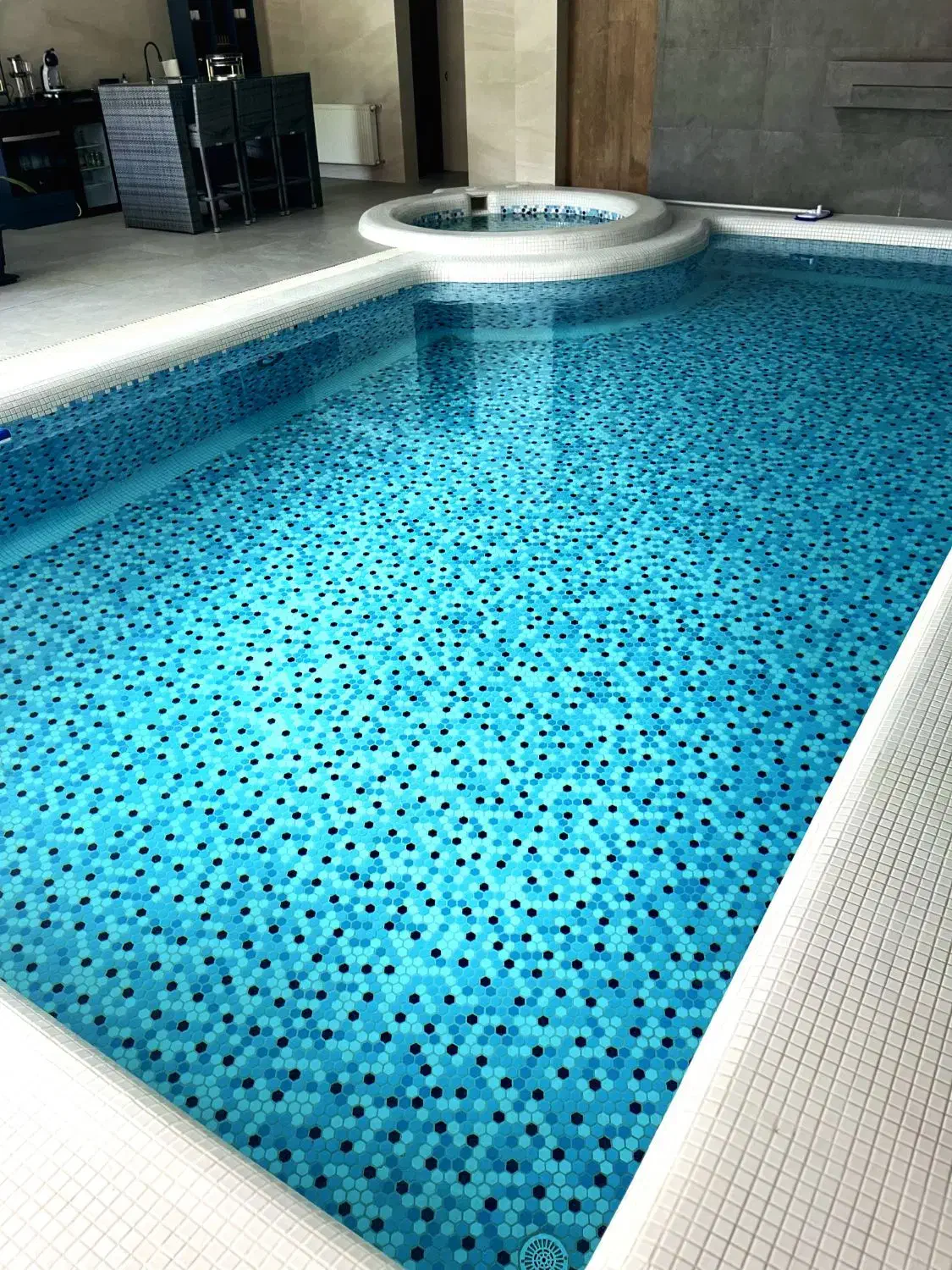 ساخت استخر و سونا و جکوزی در سراسر کشور|خدمات پیشه و مهارت|قائمشهر, |دیوار