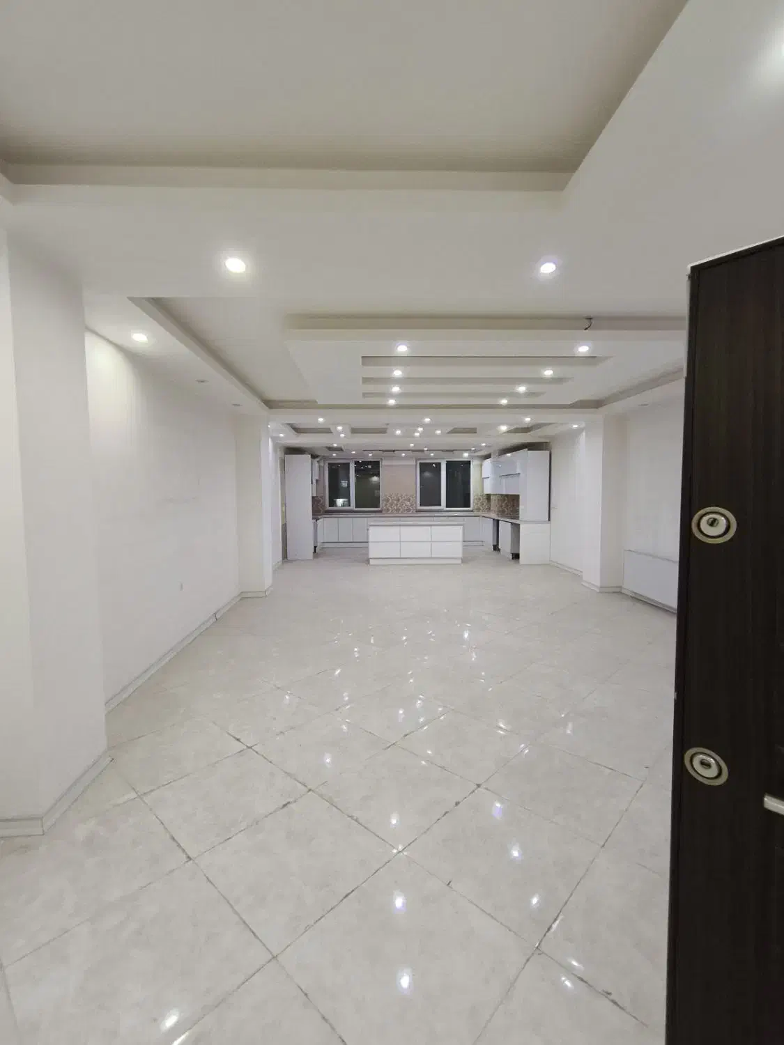 آپارتمان/۱۳۰متری/دو خواب/قرچک|اجارهٔ آپارتمان|قرچک, مهدیه|دیوار