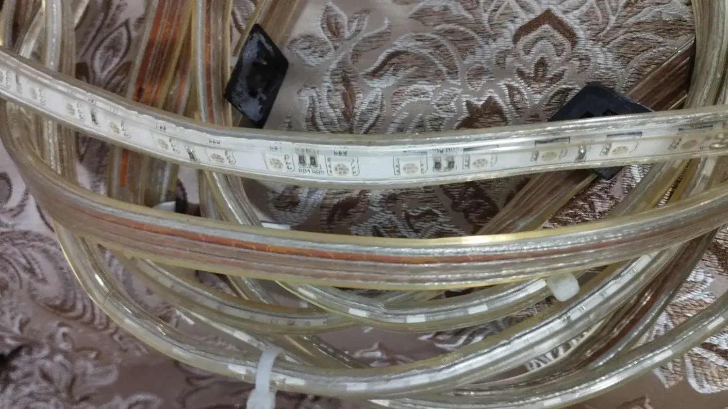 ریسه هفت رنگ و چند حالته|ریسه و چراغ تزئینی|سنندج, |دیوار