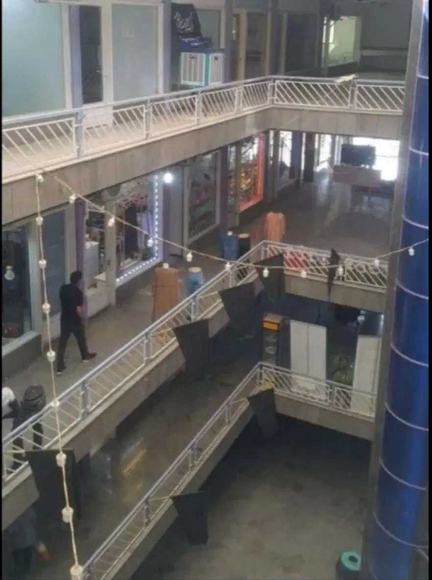 مغازه ۲۲ متر همکف اصلی مجتمع تجاری سعدی خیابان آذر|فروش مغازه و غرفه|قم, چهل اختران|دیوار