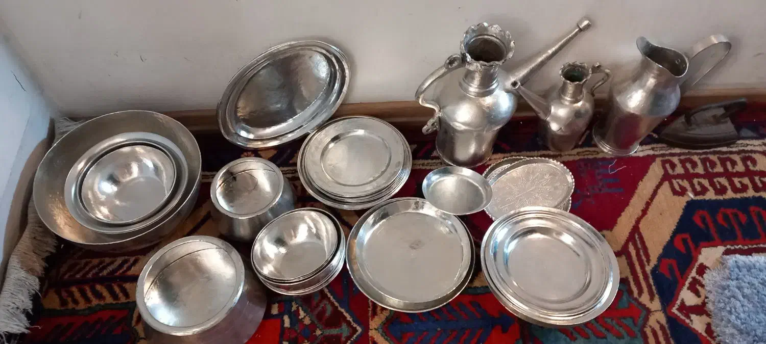 ظروف مسی قدیمی نو سفید شده یکجا فقط ۴۱ کیلو|کلکسیون اشیاء عتیقه|تهران, ایرانشهر|دیوار