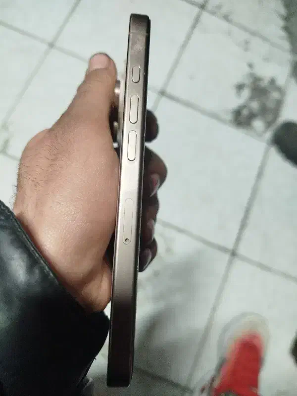 iphone 16 pro|موبایل|مشهد, آبکوه|دیوار