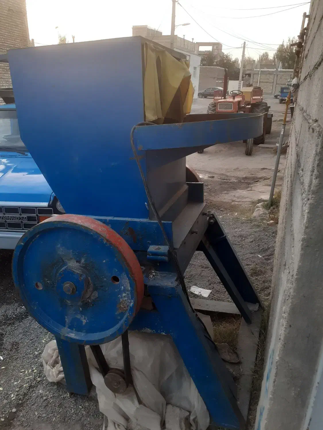 آسیاب دهنه ۸۰ دینام قوی|ماشین‌آلات صنعتی|خوی, |دیوار