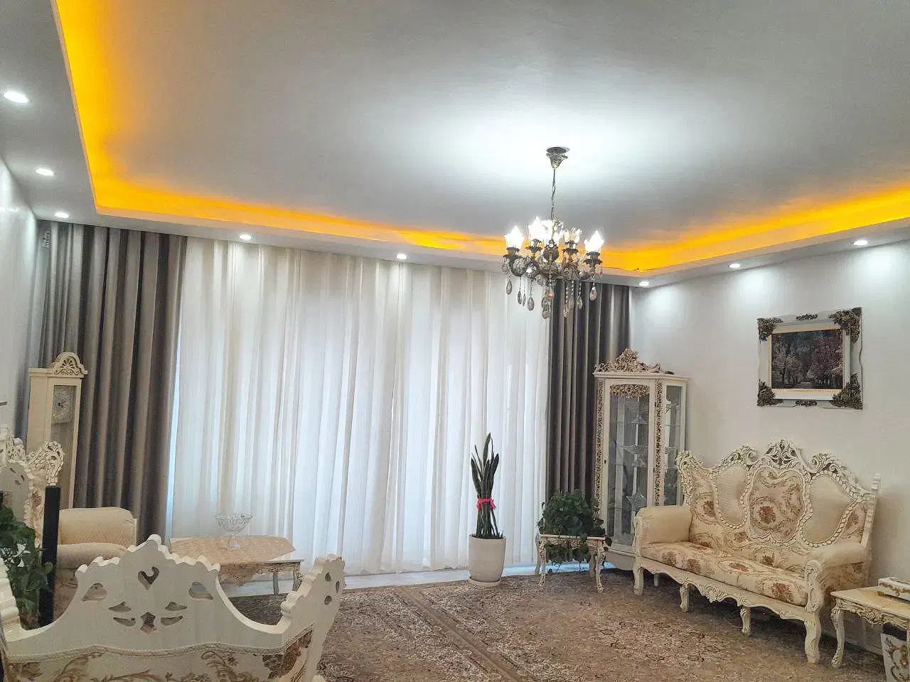 مبل و میز نهار خوری تمیز|مبلمان خانگی و میز عسلی|فشم, |دیوار