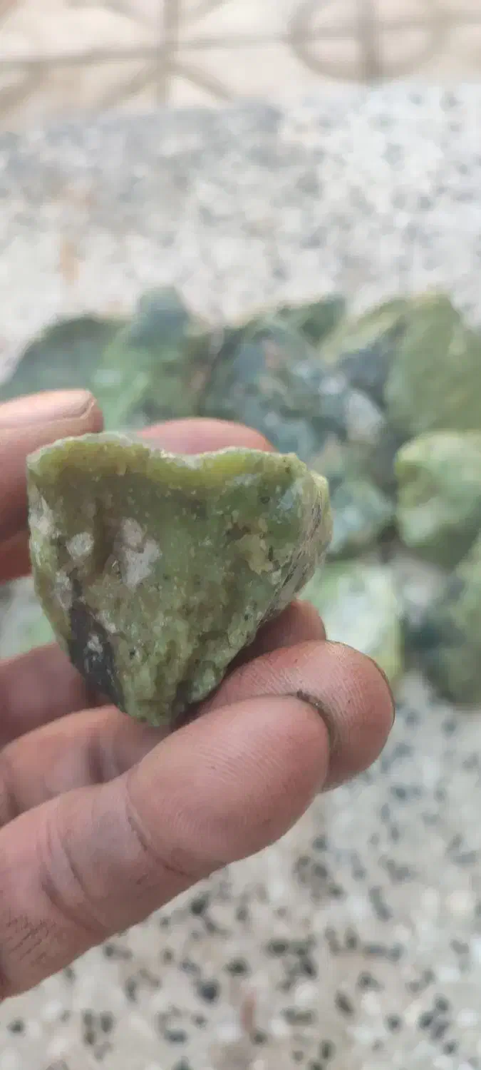 نمونه های راف سرپانتین یشم و راف شاه مقصود|جواهرات|نیشابور, مازول|دیوار