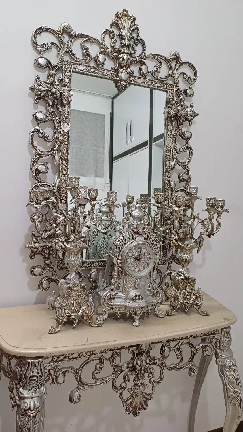 آیینه شمعدان و ساعت و کنسول|صنایع دستی و سایر لوازم تزئینی|اصفهان, وحید|دیوار