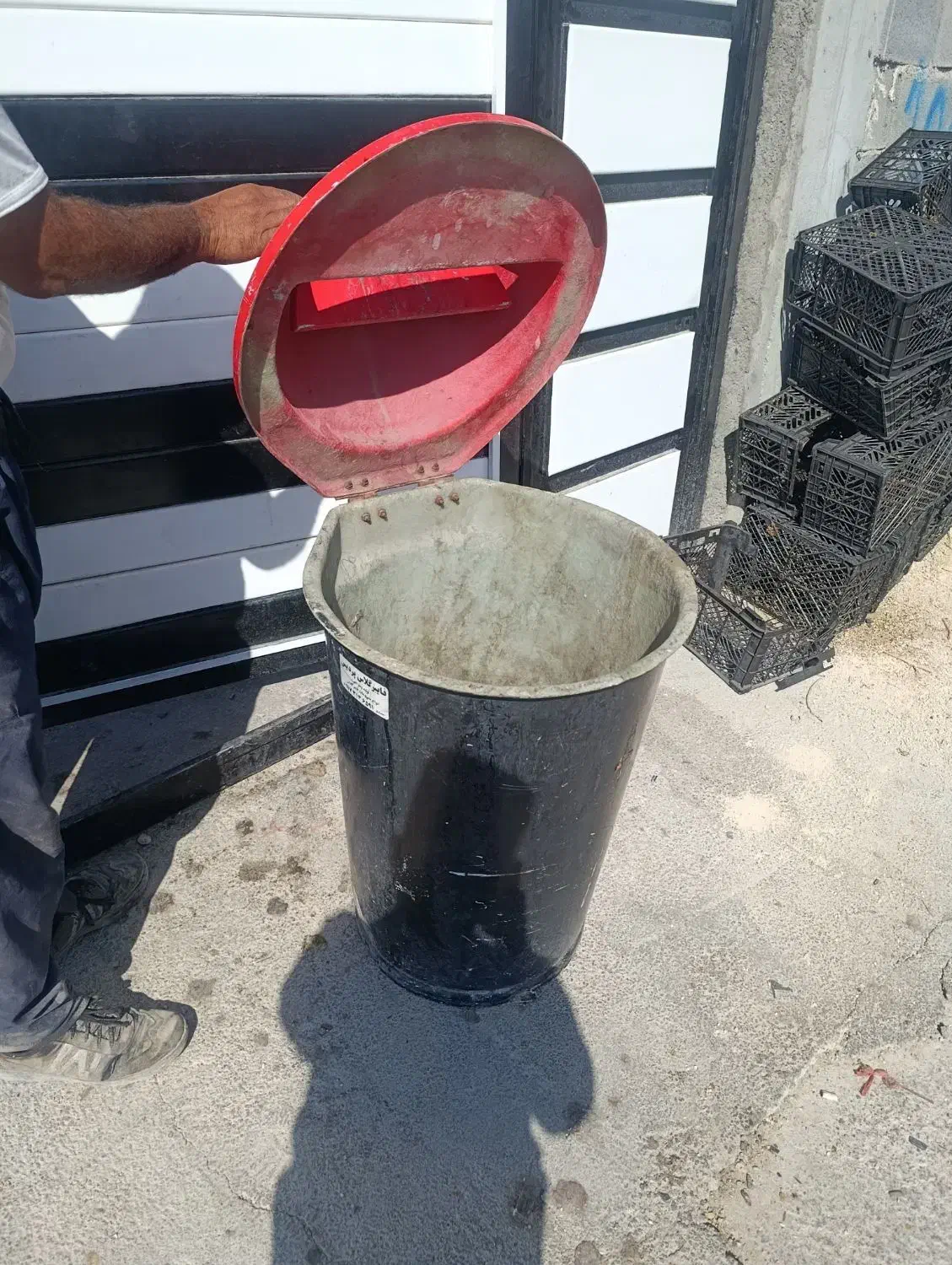 فروشی|لوازم نظافت|جهرم, |دیوار