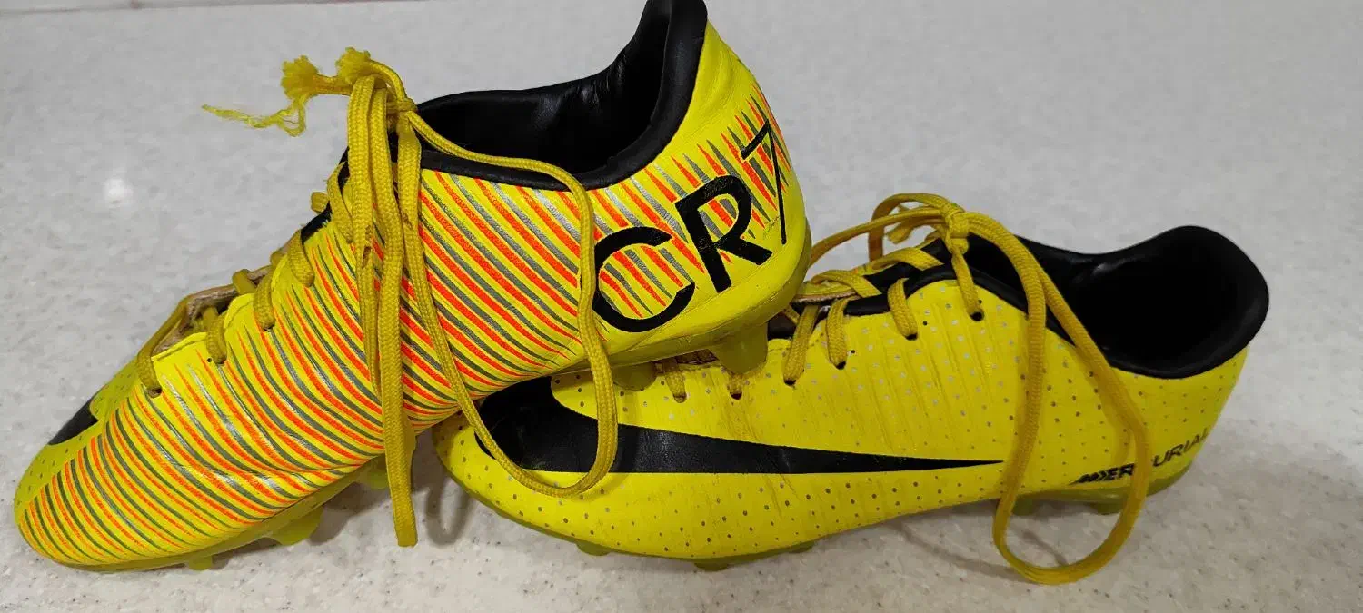 کفش استوک چمن سایز 35|کیف، کفش، کمربند|یاسوج, |دیوار