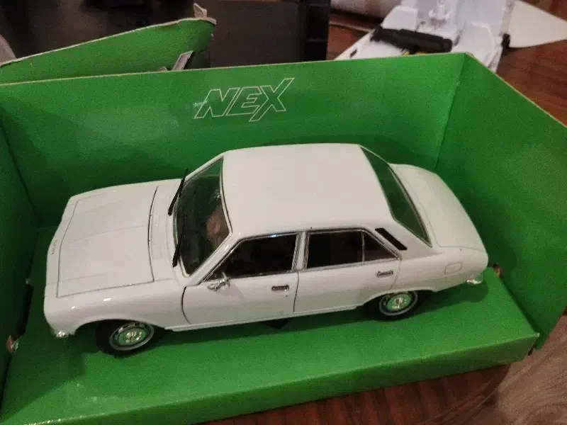 ماکت 504|کلکسیون و سرگرمی|اهواز, کیانپارس |دیوار