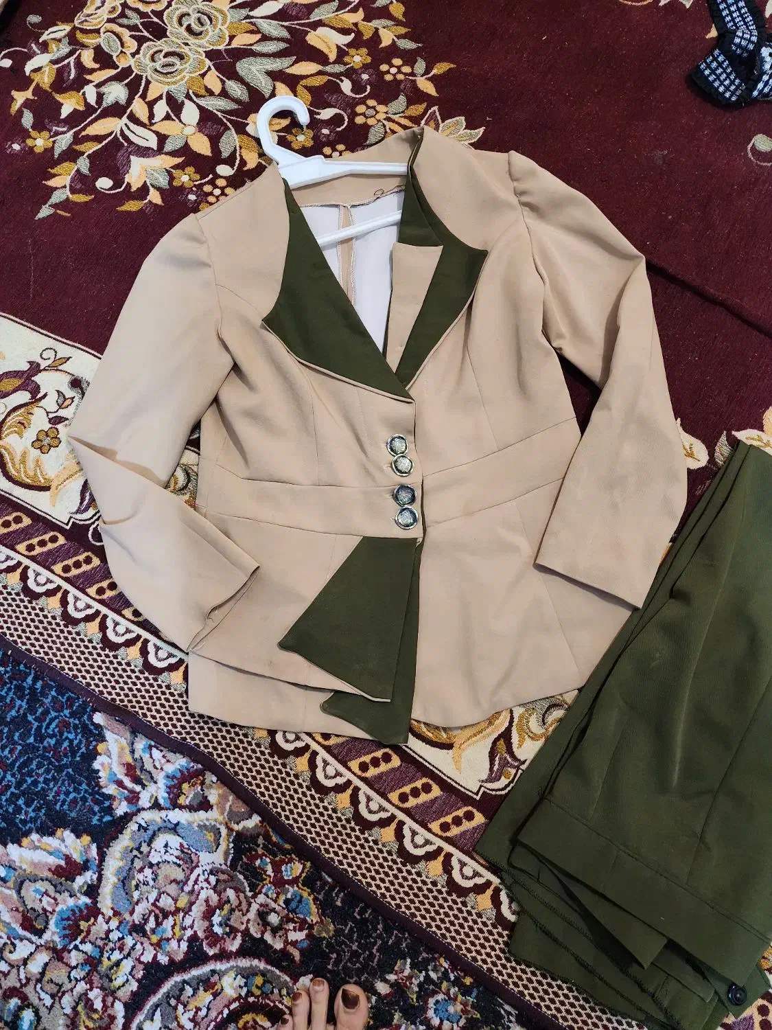 کت شلوار زنانه|لباس|بروجن, |دیوار