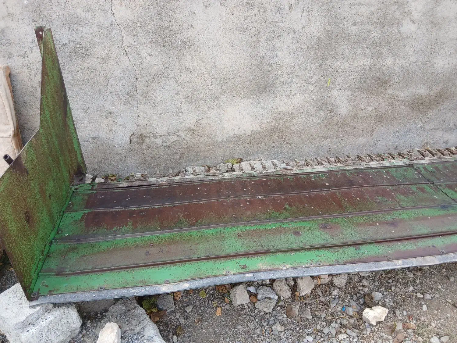 تیغه کلزا|ماشین‌آلات صنعتی|بیلوار, |دیوار