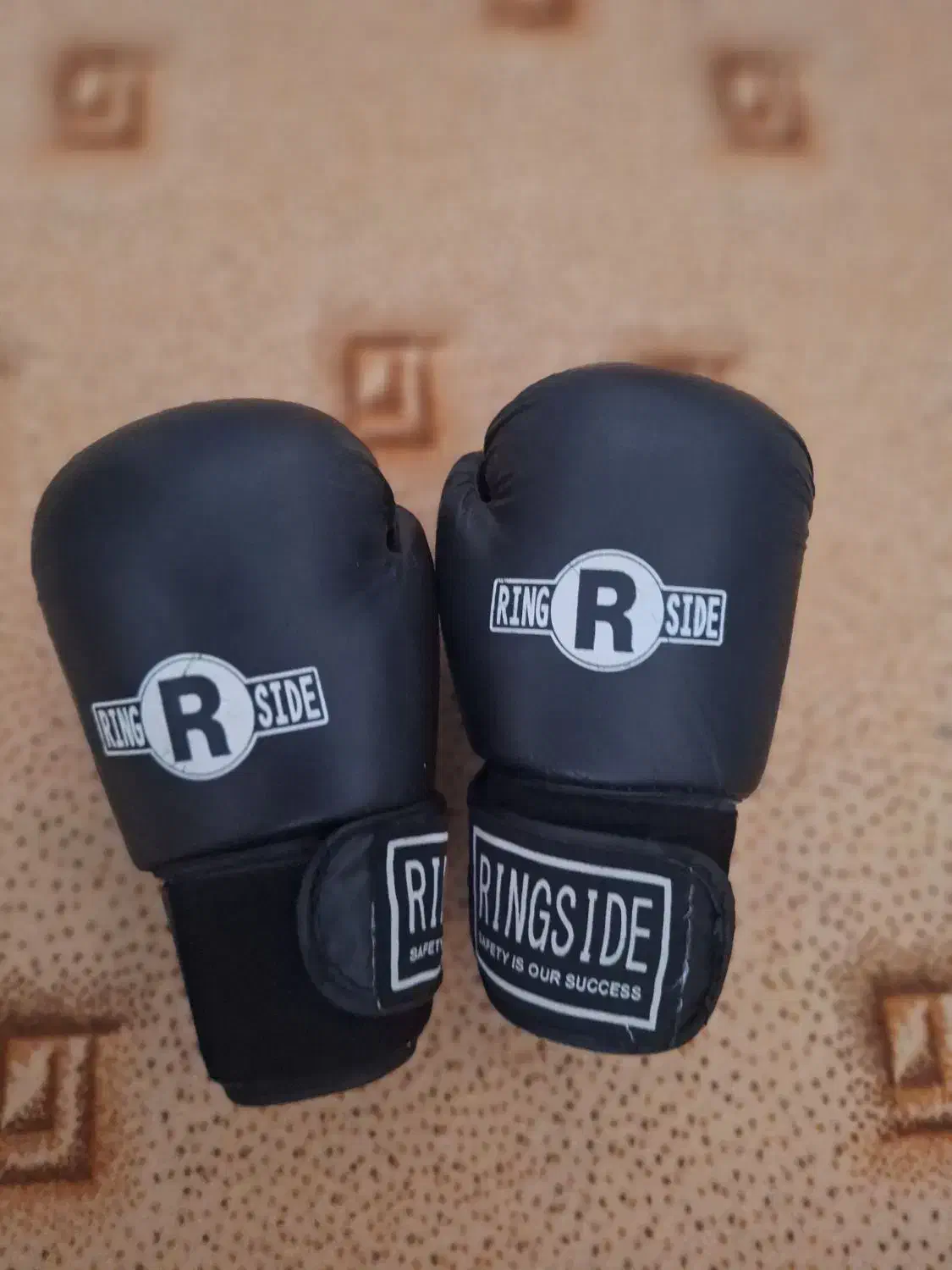 کیسه بوکس و دستکش|تجهیزات ورزشی|نیشابور, شهرک فیروزه|دیوار