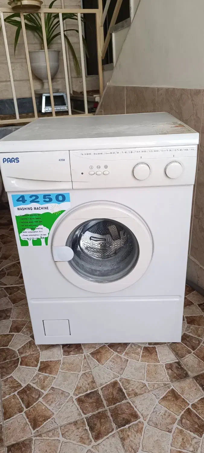 ماشین لباسشویی سالم و تمیز|ماشین لباسشویی و خشک‌کن لباس|خمین, |دیوار