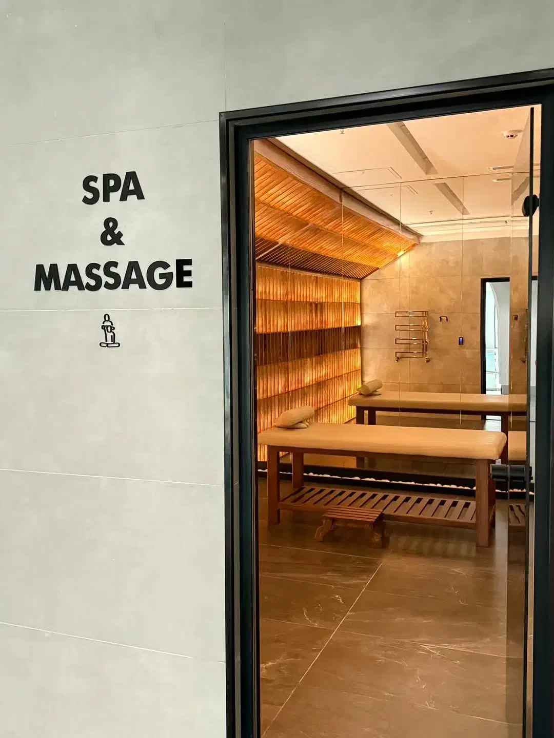 400 متر سوئیت دار فرمانیه،  نوساز متریال قوی