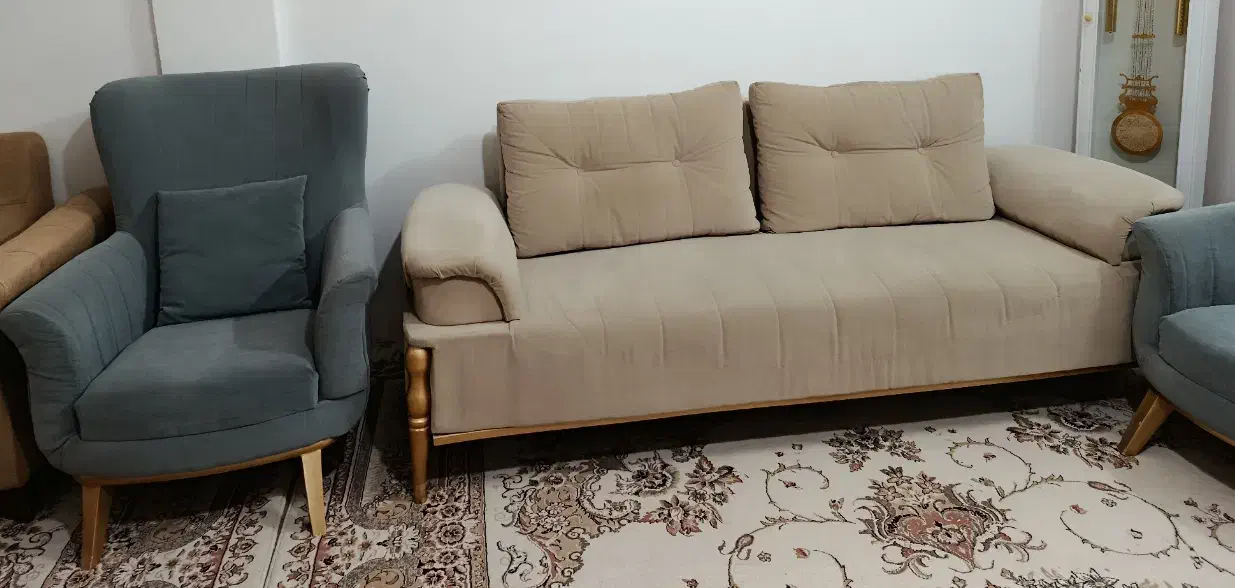 مبل راحتی کارکرده هفت نفره در حد نو|مبلمان خانگی و میز عسلی|بجنورد, |دیوار