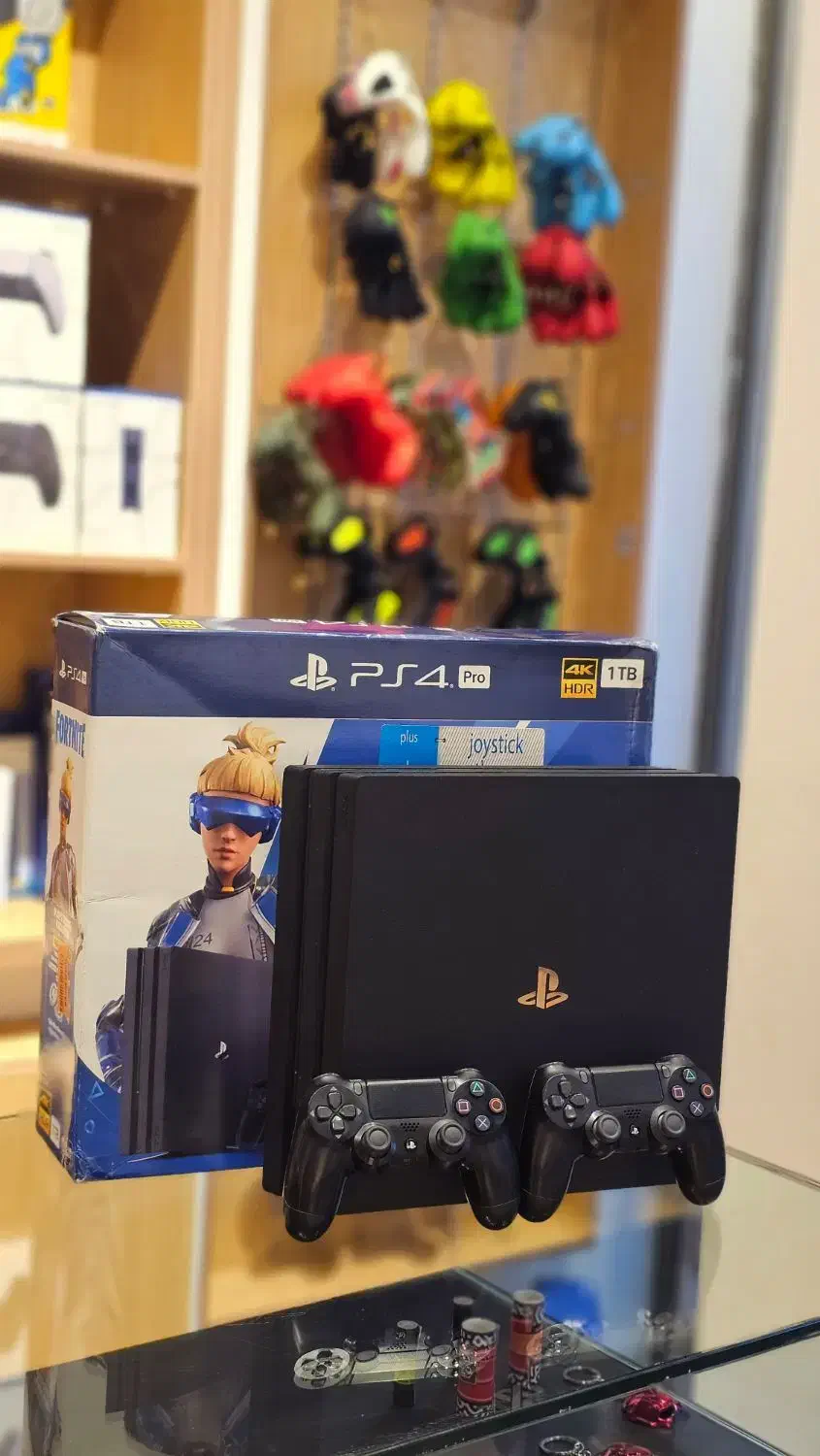 PS4 PRO 7216(دو دسته اصلی+کپی خور ورژن ۹)|کنسول، بازی ویدئویی و آنلاین|قزوین, |دیوار