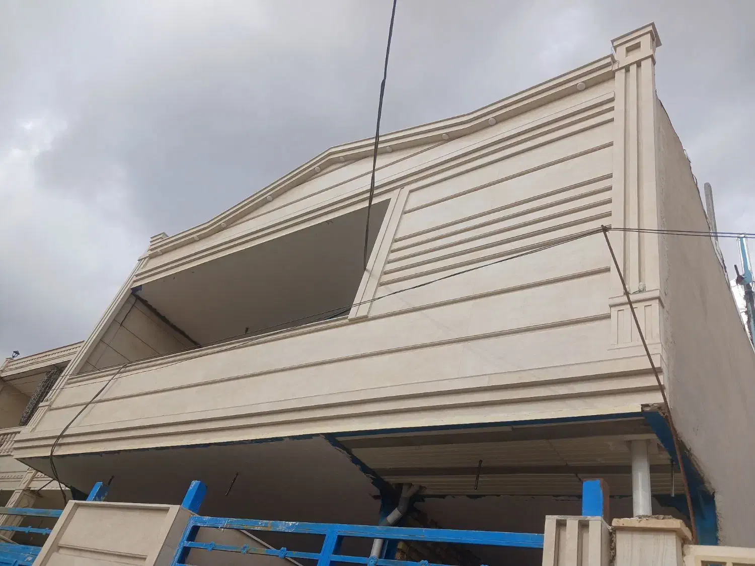 استاد کار کاشی و سرامیک با سابقه ۲۰ سال کاری|خدمات پیشه و مهارت|نورآباد, |دیوار