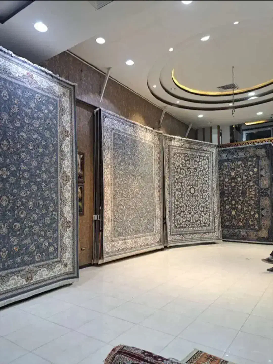 فرش بخرید بدون واسطه از تولید ب مصرف برجسته|فرش|کرمان, |دیوار