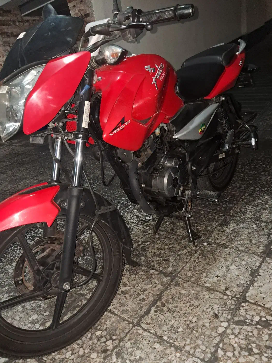 فوری فروشی موتور پالس ۱۳۵ مدل ۹۱ به علت نیاز پولی|موتورسیکلت|تهران, مهران|دیوار