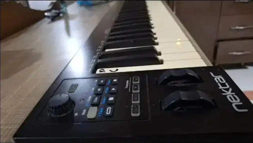 میدی کنترلر Nektar GX61 سلام.|پیانو، کیبورد، آکاردئون|رشت, بازار|دیوار