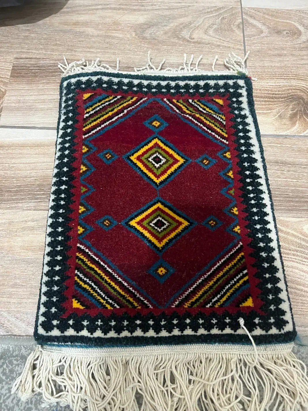 فرش دستبافت کوچک مناسب قاب روی دیوار|فرش|اصفهان, ملکشهر|دیوار