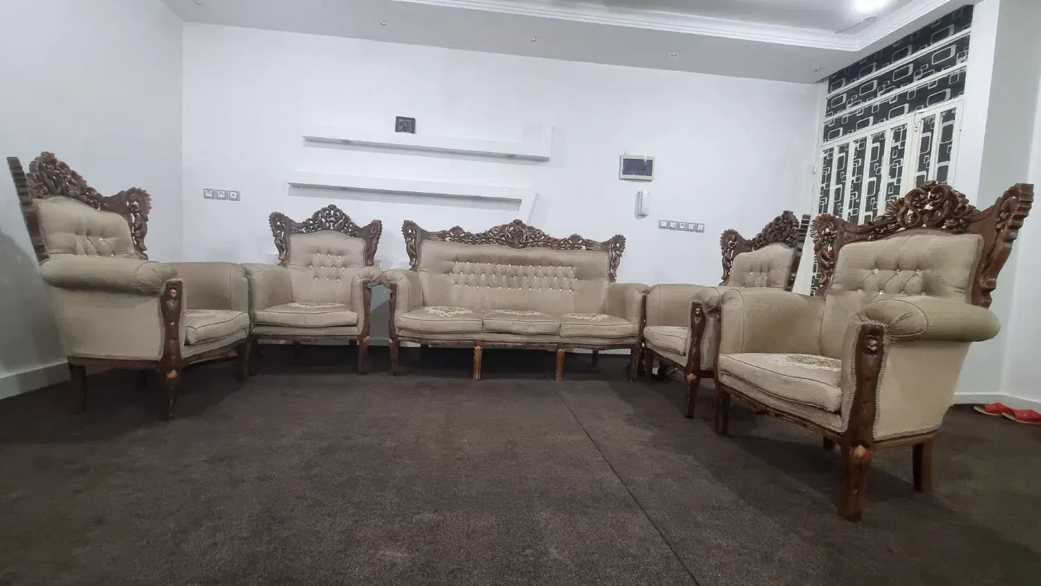 مبل سلطنتی اصلی|مبلمان خانگی و میز عسلی|رامشیر, |دیوار