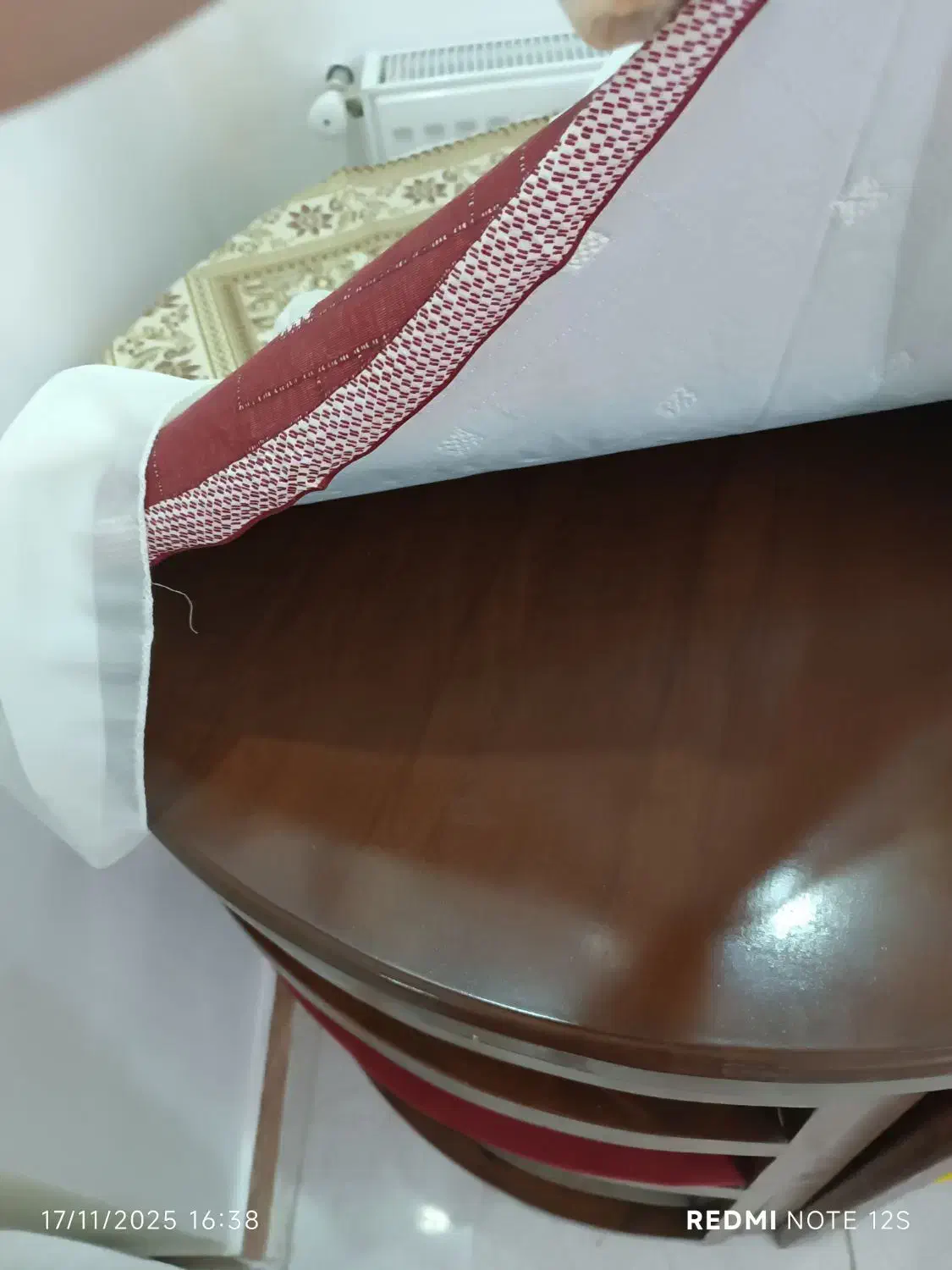 میز ناهار خوری کمجا|میز و صندلی غذاخوری|رشت, معلولین|دیوار