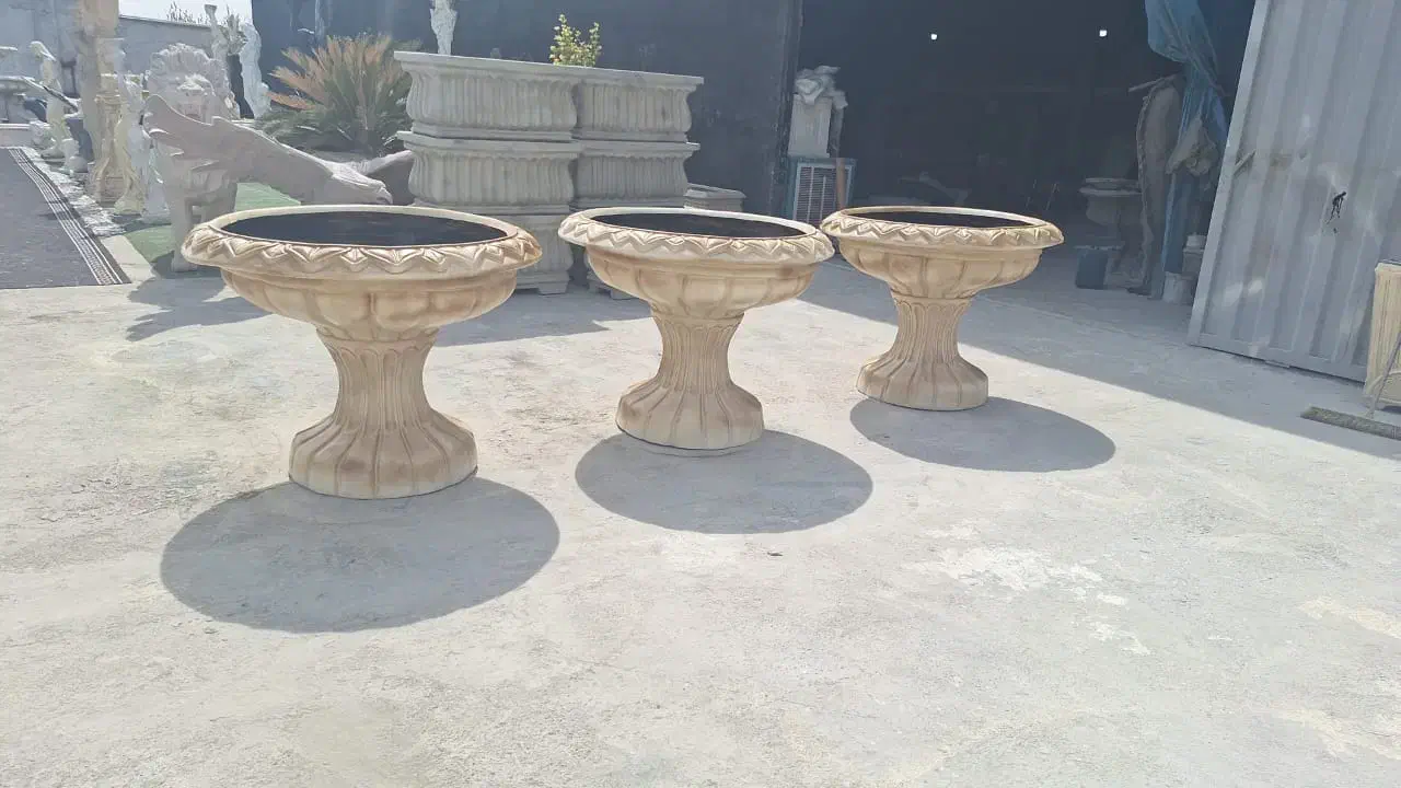 فروش سه گلدان 95*130|صنایع دستی و سایر لوازم تزئینی|تهران, شهرک هما|دیوار