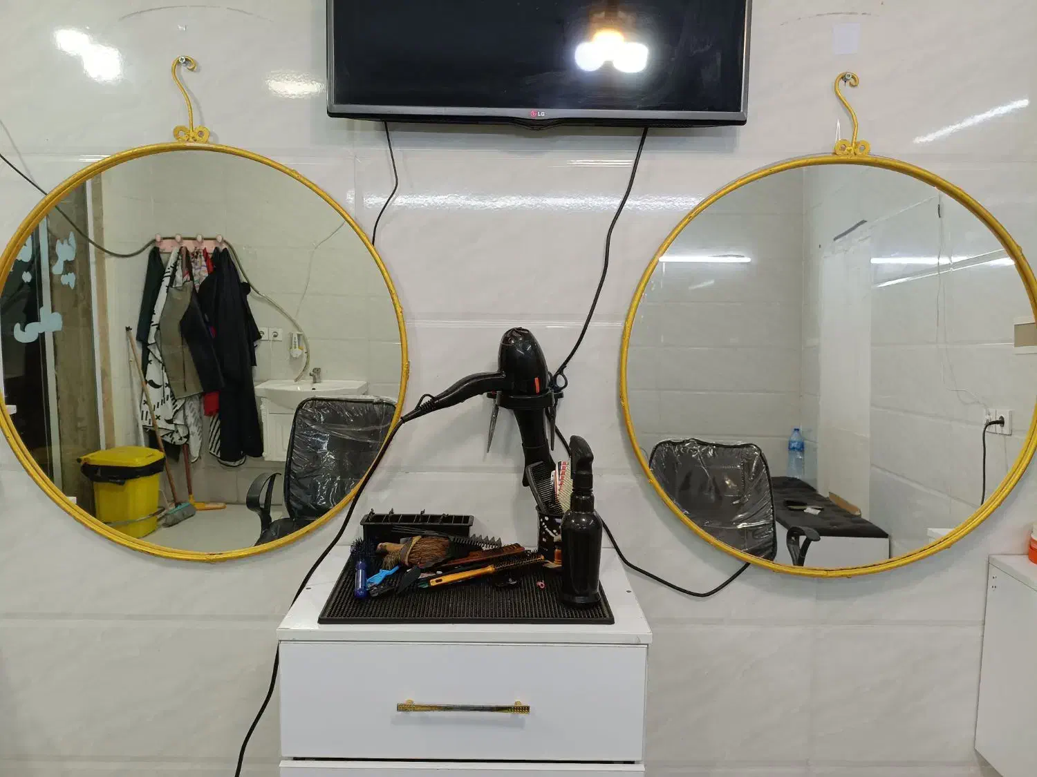 یک جفت آینه|آینه|اهواز, شریعتی جنوبی|دیوار